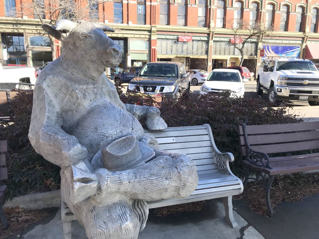 bull statue
