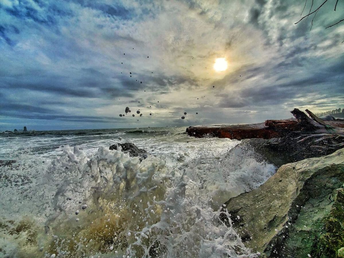 crashing waves
