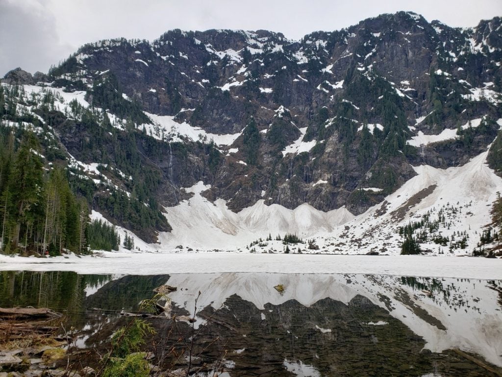 lake 22 via mountain loop hwy