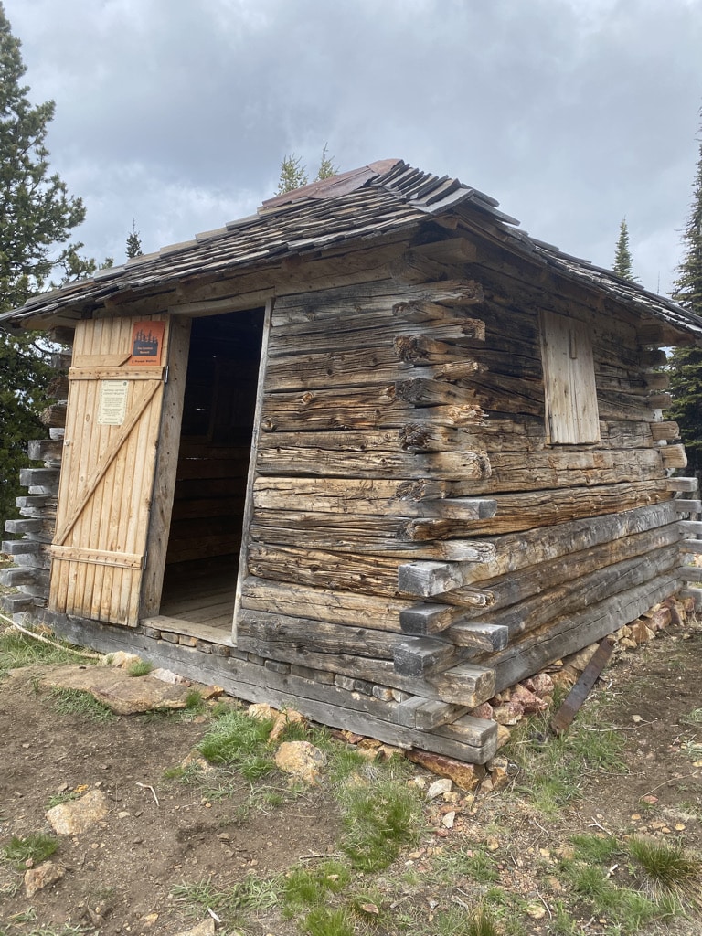 Columbia Mountain Loop Trail cabin
