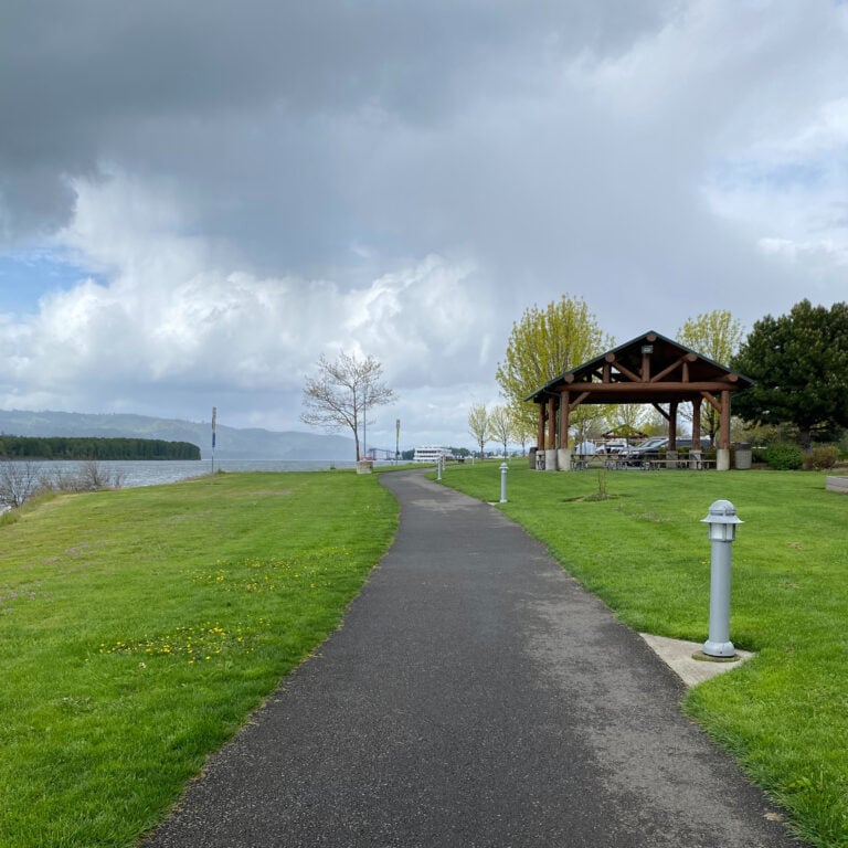 Kalama River Walk