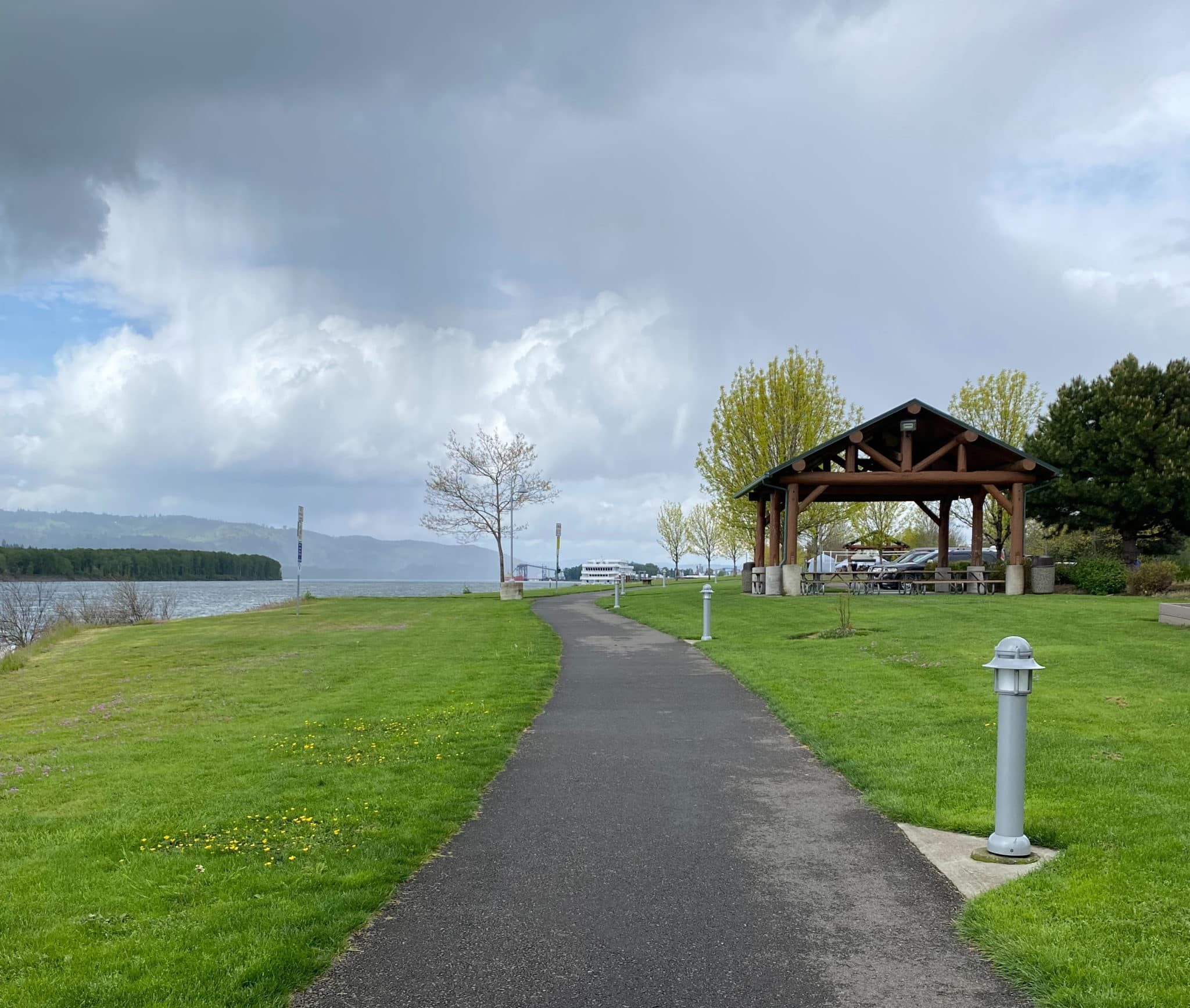 Kalama River Walk
