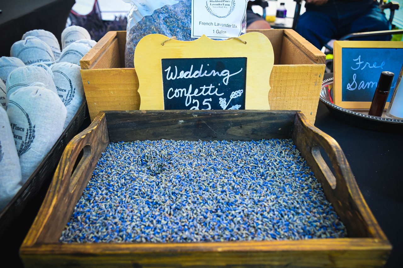 dried lavender wedding confetti dried lavender wedding confetti