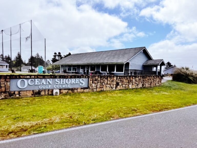 Photo by Scott Cowan