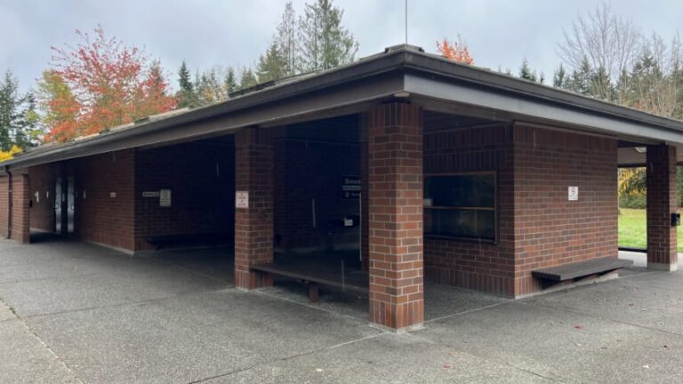 Smokey Point Rest Area Northbound Rest Rooms