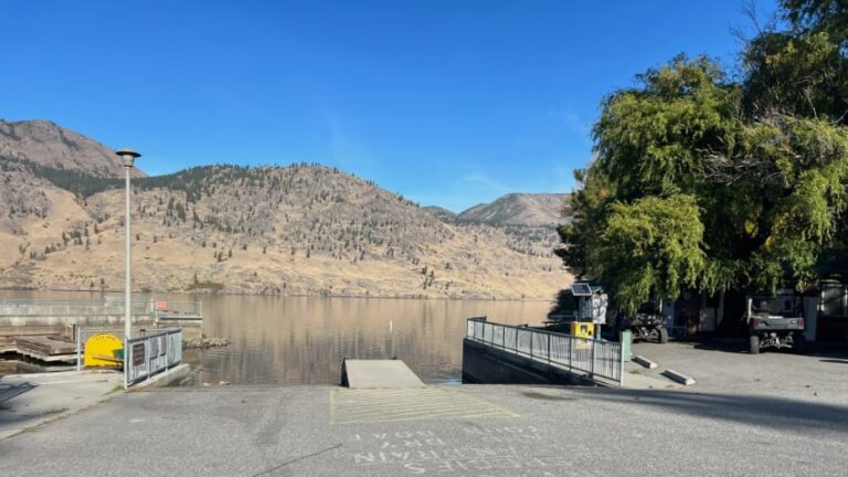 Twenty-Five Mile Creek State Park Boat Launch on Lake Chelan