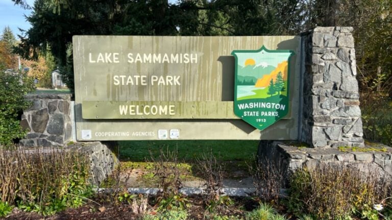 Lake Sammamish State Park Welcome Sign