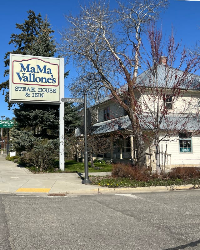Ma Ma Vallone's restaurant Cle Elum Washington