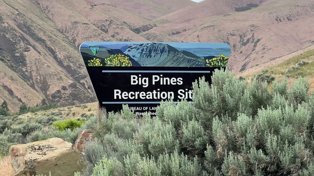 Big Pines Recreation Site sign along SR 821 in the Yakima River Canyon