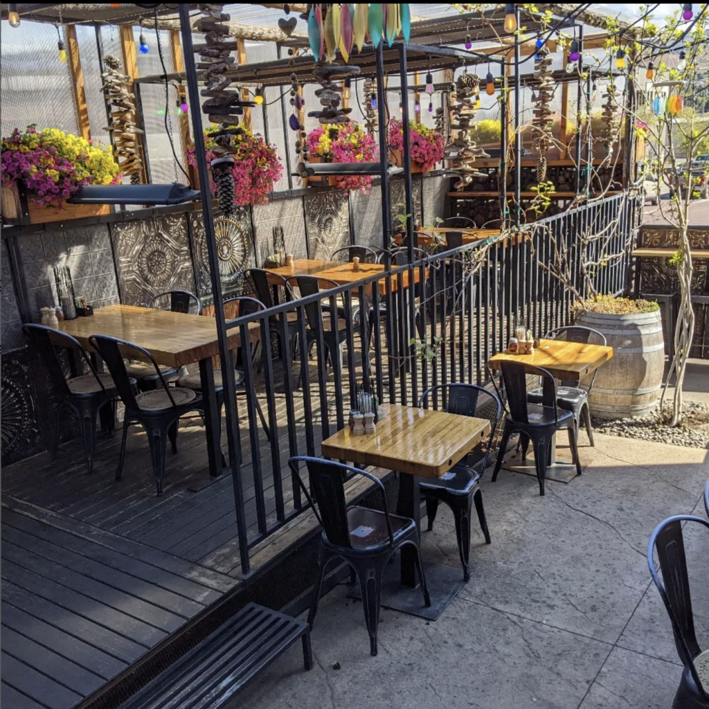 McGlinn’s Public House
