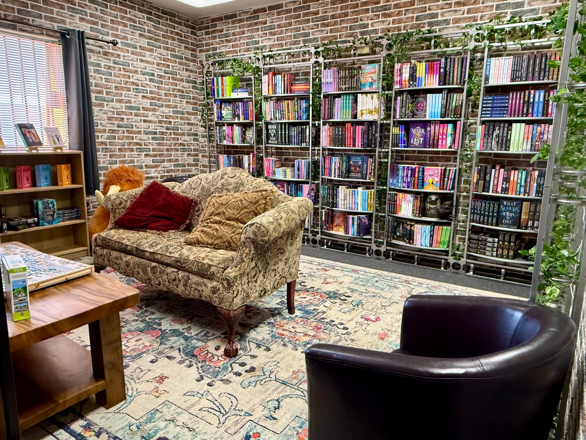 The Lakewood Bookstore, Lakewood, Washington